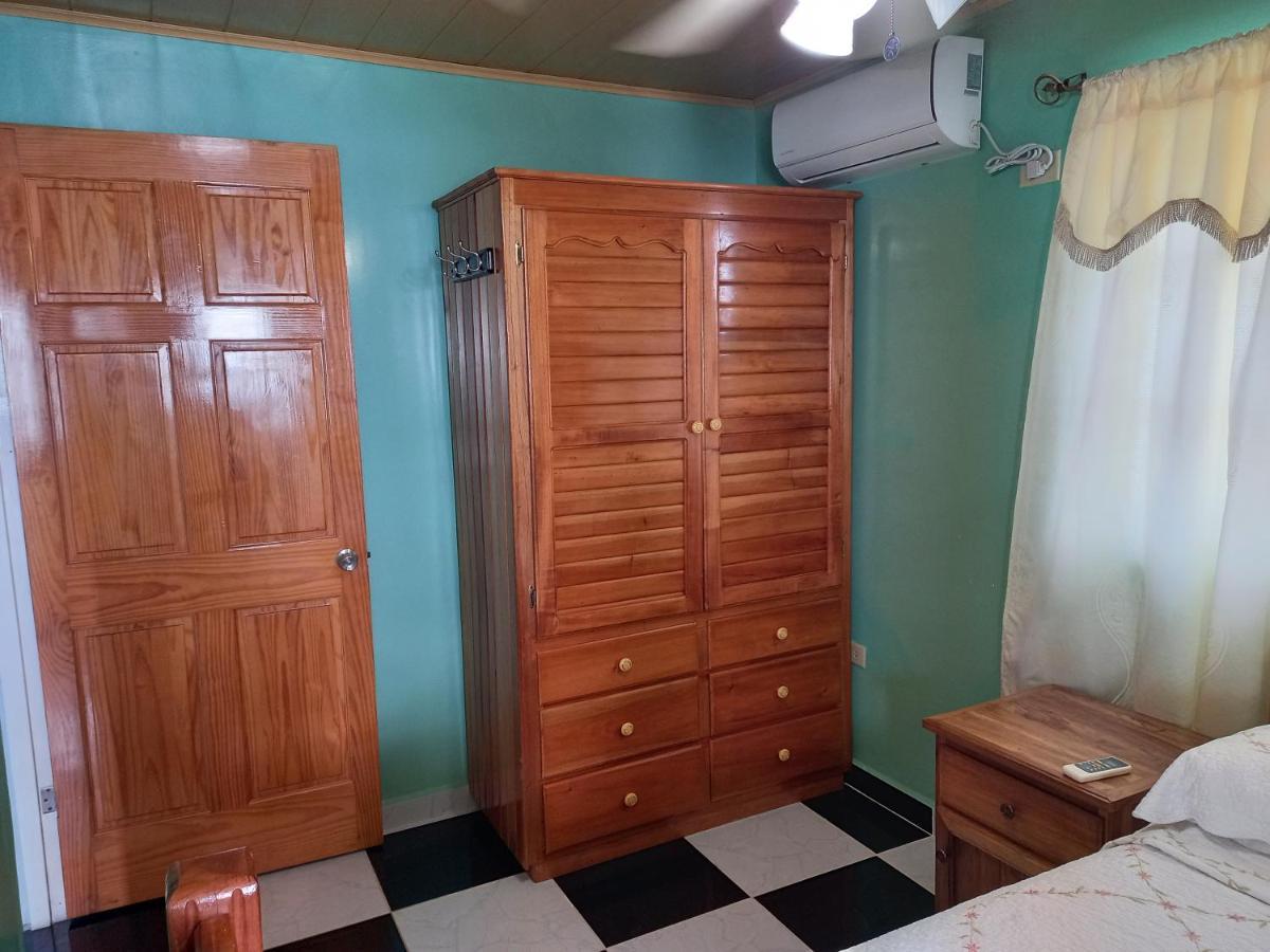 Willa Urania House Bocas del Toro Zewnętrze zdjęcie