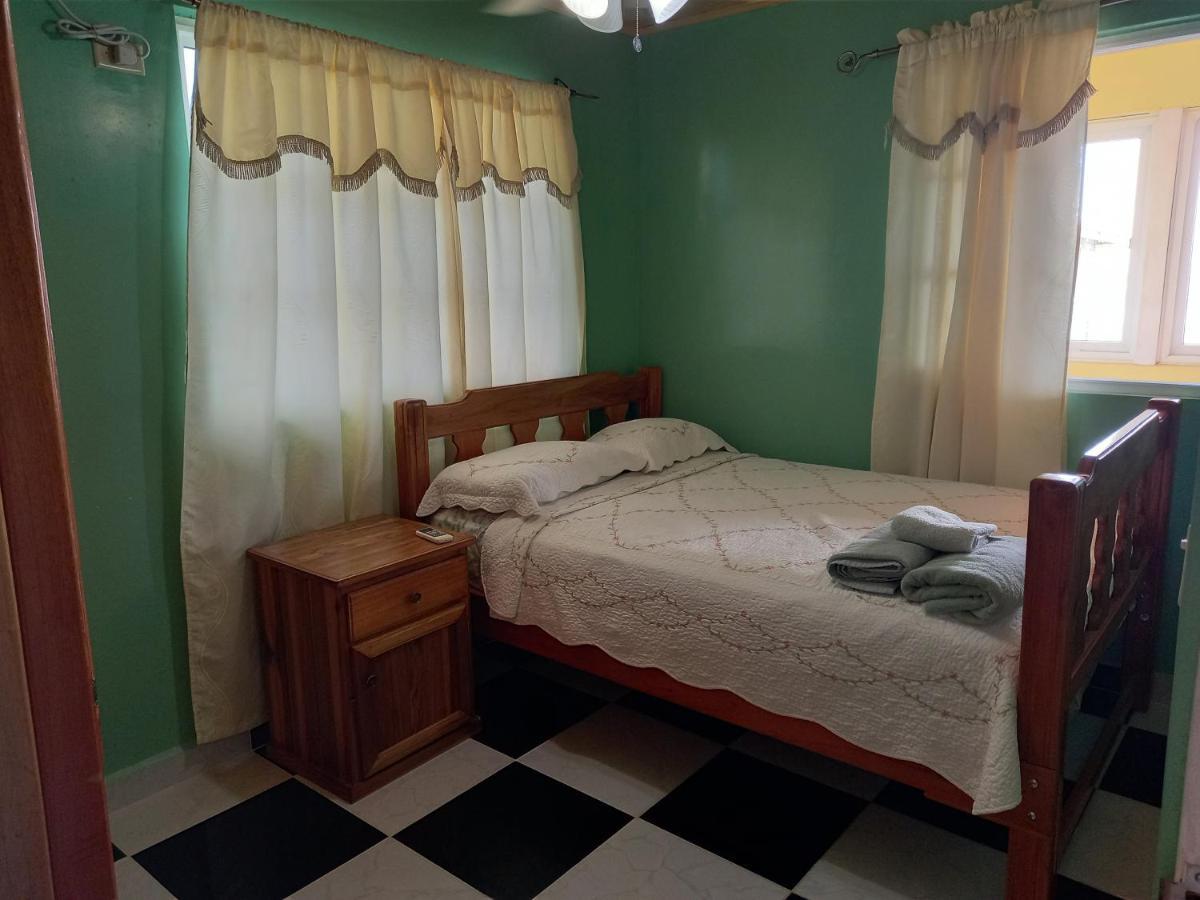 Willa Urania House Bocas del Toro Zewnętrze zdjęcie